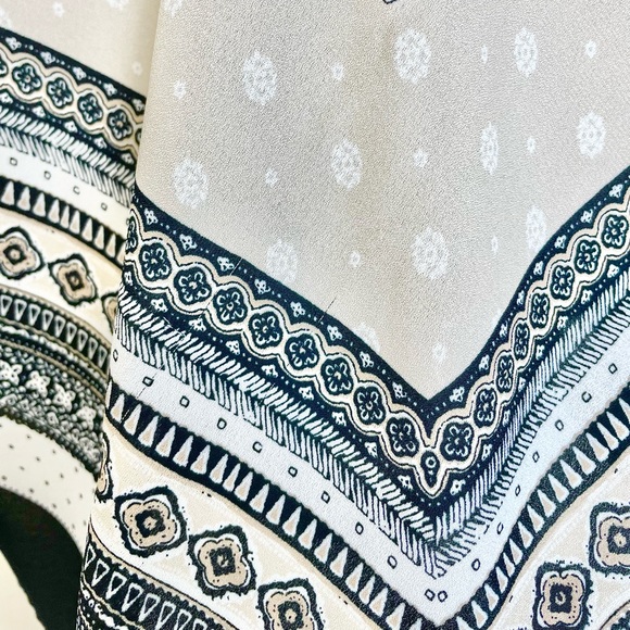 Bwear Floral Mixed Print Scarf Tank Top Size Small - Picture 11 of 13